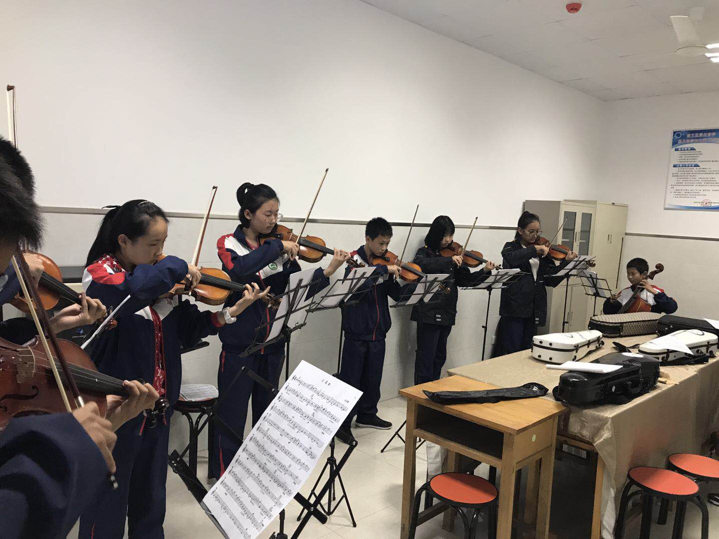 享受高雅音乐！.jpg
