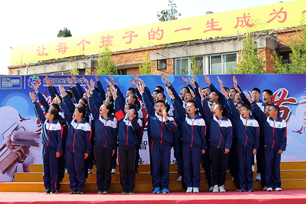 1初二国学朗诵3.JPG