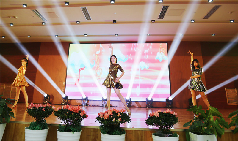 微信图片_20181229104947_meitu_6.jpg