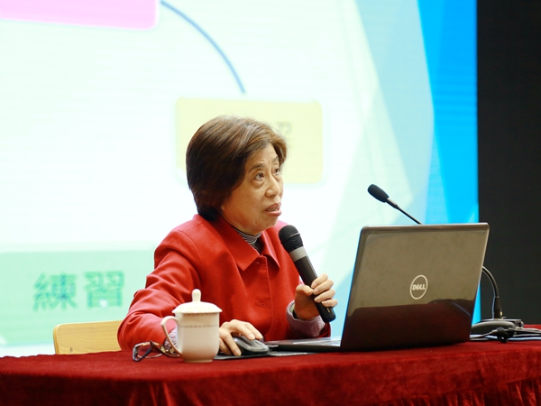 6N2A2011.JPG